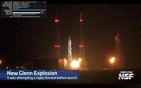 Footage frame at t=0 — flame above the launch platform
